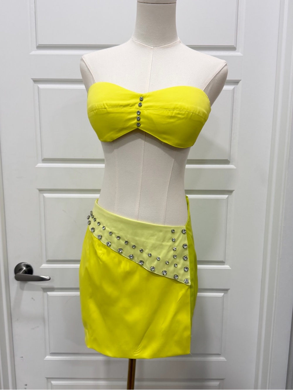 3PC Lime Yellow Rhinestone Embellished Blazer, Bralette & Mini Skirt Set NWT - Picture 3 of 12